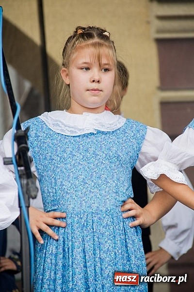 Zdjęcie w galerii na portalu naszraciborz.pl: Dni Raciborza - występy artystyczne na Rynku wiadomości z regionu