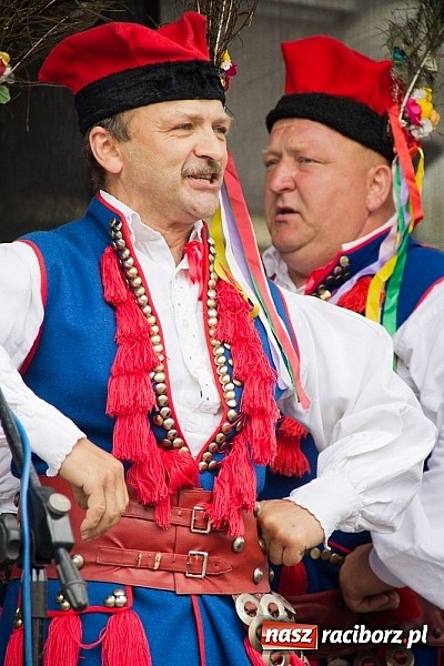 Zdjęcie w galerii na portalu naszraciborz.pl: Dni Raciborza - występy artystyczne na Rynku wiadomości z regionu