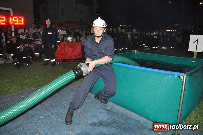 Zdjęcie w galerii na portalu naszraciborz.pl: Siódme Nocne Zawody Strażackie w Bolesławiu. Seria niespodzianek wiadomości z regionu