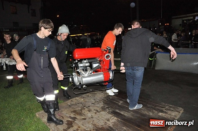 Zdjęcie w galerii na portalu naszraciborz.pl: Siódme Nocne Zawody Strażackie w Bolesławiu. Seria niespodzianek wiadomości z regionu
