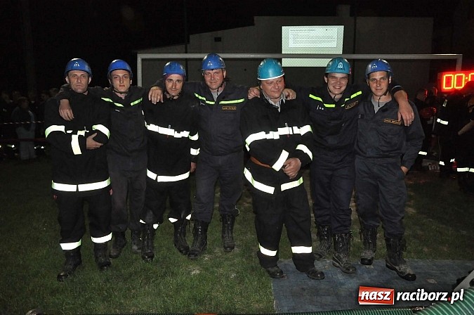 Zdjęcie w galerii na portalu naszraciborz.pl: Siódme Nocne Zawody Strażackie w Bolesławiu. Seria niespodzianek wiadomości z regionu