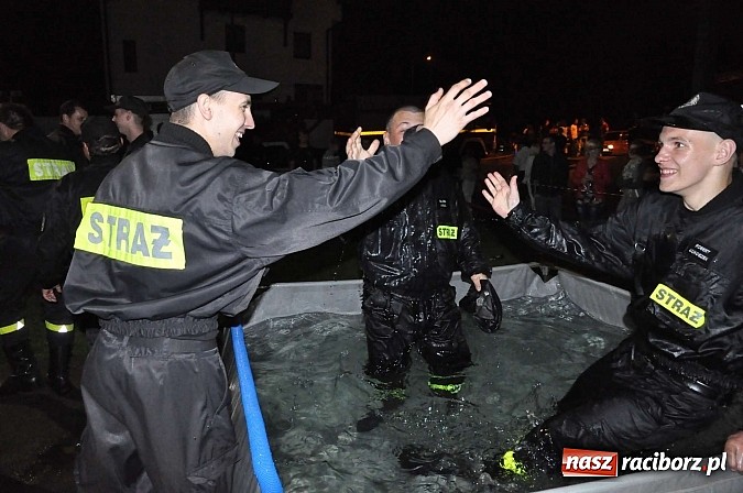 Zdjęcie w galerii na portalu naszraciborz.pl: Siódme Nocne Zawody Strażackie w Bolesławiu. Seria niespodzianek wiadomości z regionu