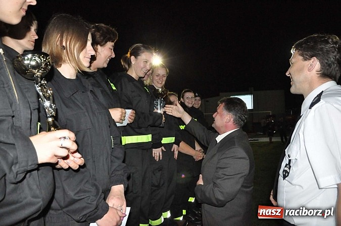 Zdjęcie w galerii na portalu naszraciborz.pl: Siódme Nocne Zawody Strażackie w Bolesławiu. Seria niespodzianek wiadomości z regionu
