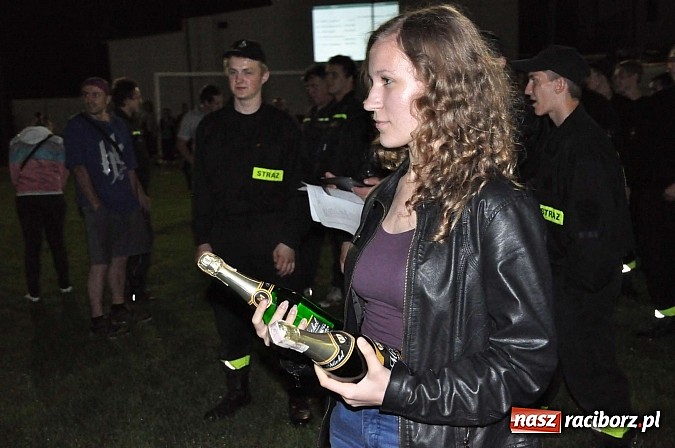 Zdjęcie w galerii na portalu naszraciborz.pl: Siódme Nocne Zawody Strażackie w Bolesławiu. Seria niespodzianek wiadomości z regionu