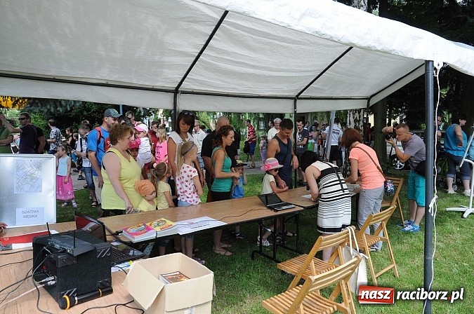 Zdjęcie w galerii na portalu naszraciborz.pl: Bajkowy las - moc rodzinnej zabawy w Oborze wiadomości z regionu