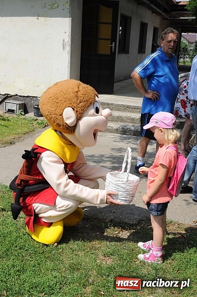 Zdjęcie w galerii na portalu naszraciborz.pl: Bajkowy las - moc rodzinnej zabawy w Oborze wiadomości z regionu