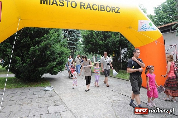 Zdjęcie w galerii na portalu naszraciborz.pl: Bajkowy las - moc rodzinnej zabawy w Oborze wiadomości z regionu