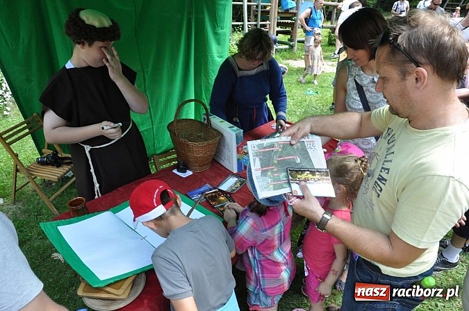 Zdjęcie w galerii na portalu naszraciborz.pl: Bajkowy las - moc rodzinnej zabawy w Oborze wiadomości z regionu
