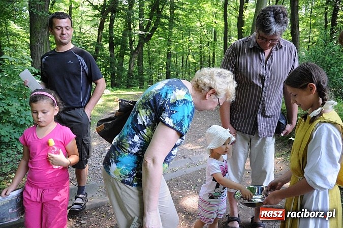 Zdjęcie w galerii na portalu naszraciborz.pl: Bajkowy las - moc rodzinnej zabawy w Oborze wiadomości z regionu