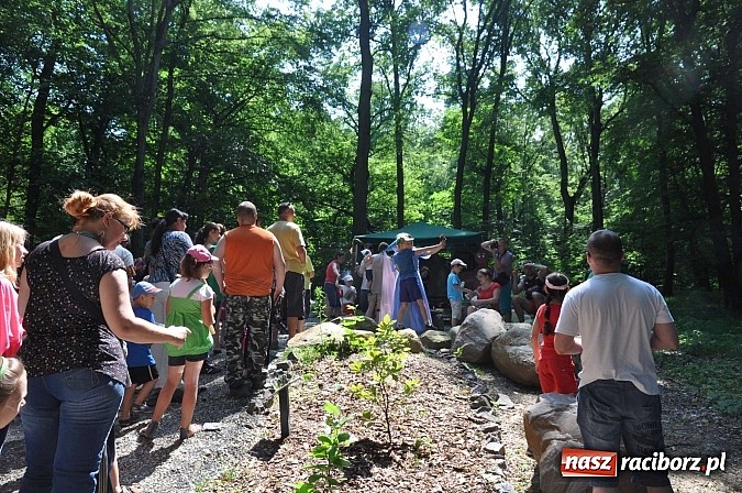Zdjęcie w galerii na portalu naszraciborz.pl: Bajkowy las - moc rodzinnej zabawy w Oborze wiadomości z regionu