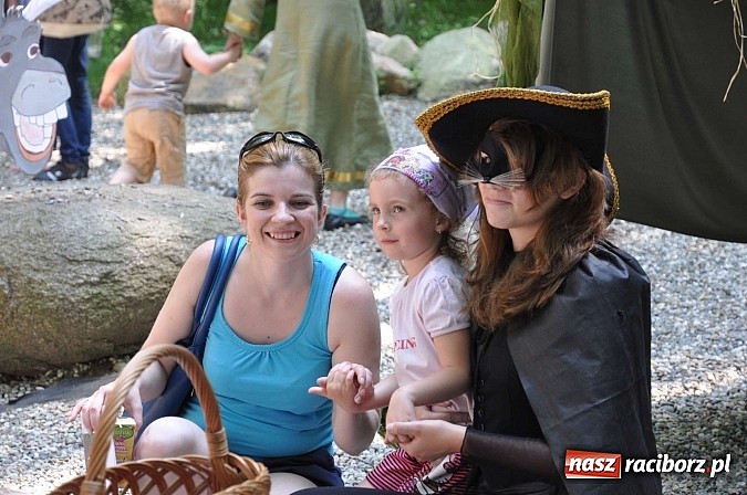 Zdjęcie w galerii na portalu naszraciborz.pl: Bajkowy las - moc rodzinnej zabawy w Oborze wiadomości z regionu