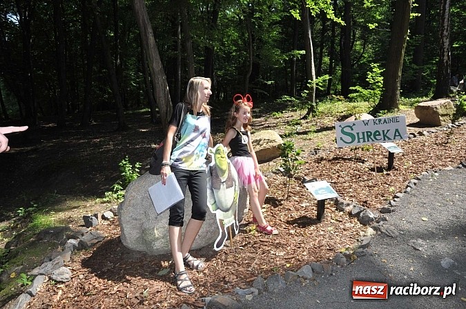 Zdjęcie w galerii na portalu naszraciborz.pl: Bajkowy las - moc rodzinnej zabawy w Oborze wiadomości z regionu