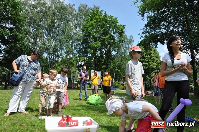 Zdjęcie w galerii na portalu naszraciborz.pl: Bajkowy las - moc rodzinnej zabawy w Oborze wiadomości z regionu