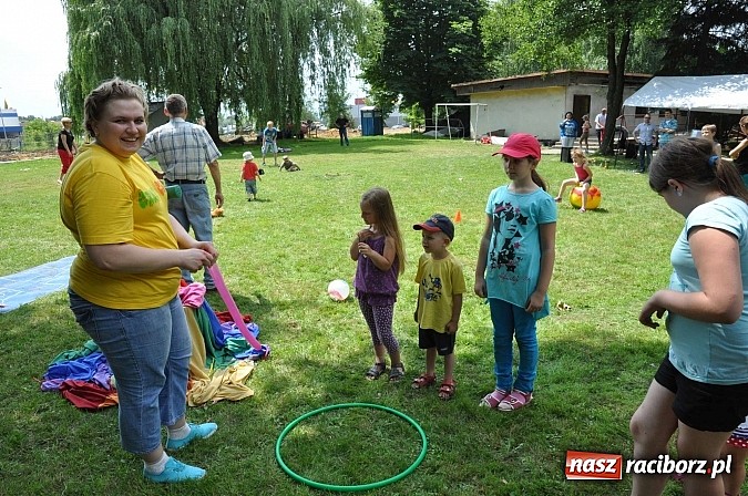 Zdjęcie w galerii na portalu naszraciborz.pl: Bajkowy las - moc rodzinnej zabawy w Oborze wiadomości z regionu