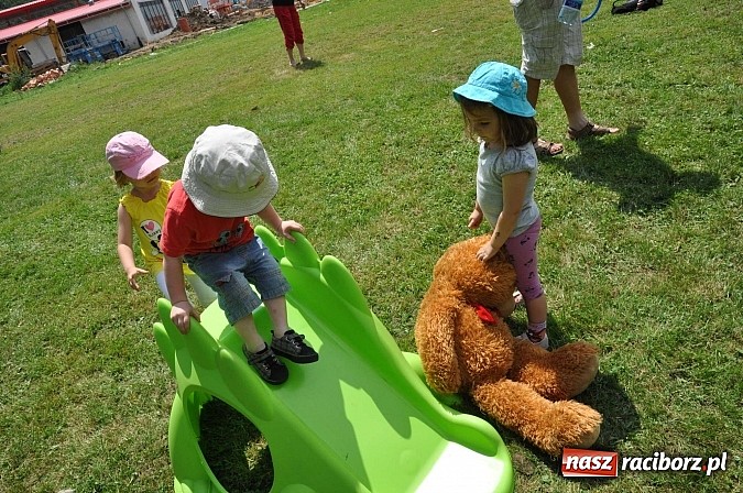 Zdjęcie w galerii na portalu naszraciborz.pl: Bajkowy las - moc rodzinnej zabawy w Oborze wiadomości z regionu