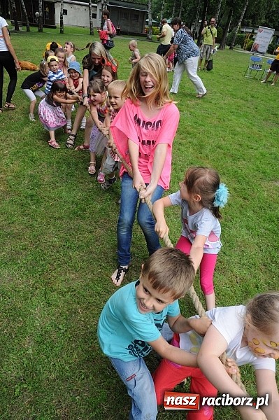 Zdjęcie w galerii na portalu naszraciborz.pl: Bajkowy las - moc rodzinnej zabawy w Oborze wiadomości z regionu