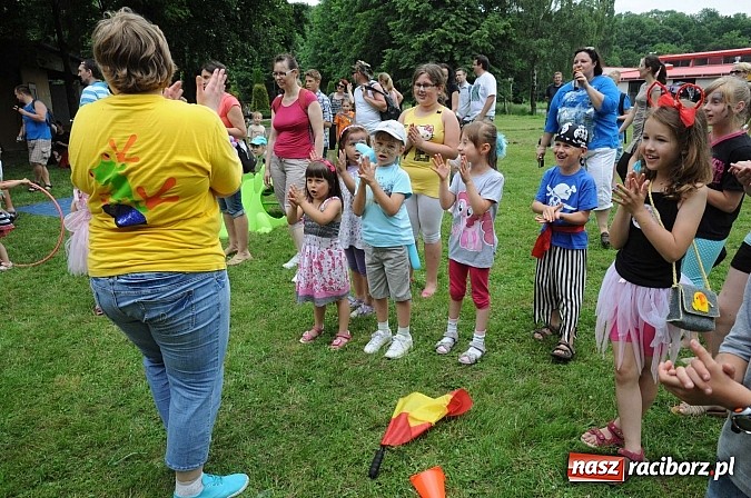 Zdjęcie w galerii na portalu naszraciborz.pl: Bajkowy las - moc rodzinnej zabawy w Oborze wiadomości z regionu