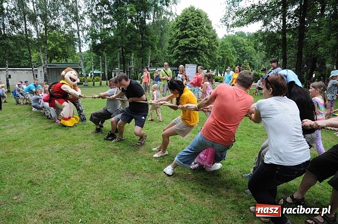 Zdjęcie w galerii na portalu naszraciborz.pl: Bajkowy las - moc rodzinnej zabawy w Oborze wiadomości z regionu