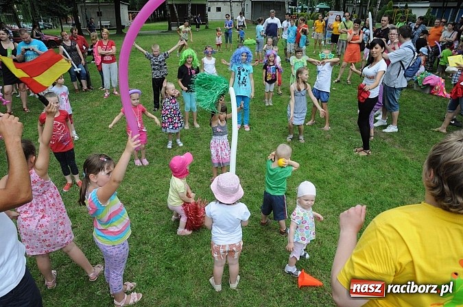 Zdjęcie w galerii na portalu naszraciborz.pl: Bajkowy las - moc rodzinnej zabawy w Oborze wiadomości z regionu