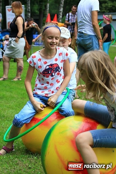 Zdjęcie w galerii na portalu naszraciborz.pl: Bajkowy las - moc rodzinnej zabawy w Oborze wiadomości z regionu