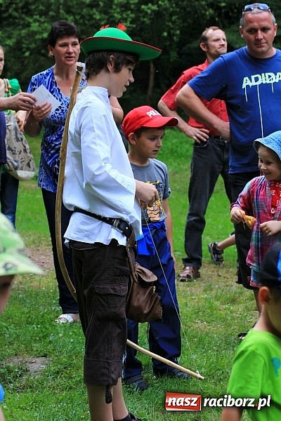 Zdjęcie w galerii na portalu naszraciborz.pl: Bajkowy las - moc rodzinnej zabawy w Oborze wiadomości z regionu