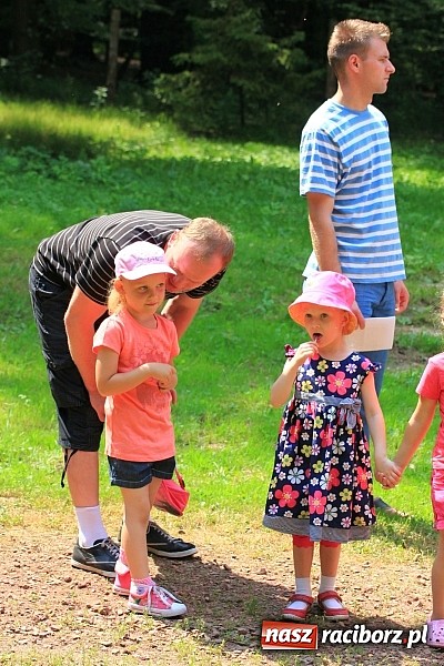 Zdjęcie w galerii na portalu naszraciborz.pl: Bajkowy las - moc rodzinnej zabawy w Oborze wiadomości z regionu