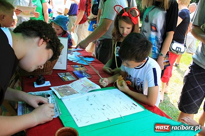 Zdjęcie w galerii na portalu naszraciborz.pl: Bajkowy las - moc rodzinnej zabawy w Oborze wiadomości z regionu