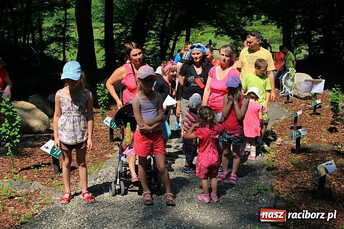 Zdjęcie w galerii na portalu naszraciborz.pl: Bajkowy las - moc rodzinnej zabawy w Oborze wiadomości z regionu