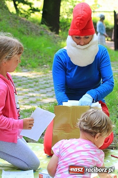 Zdjęcie w galerii na portalu naszraciborz.pl: Bajkowy las - moc rodzinnej zabawy w Oborze wiadomości z regionu