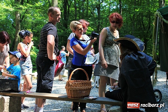 Zdjęcie w galerii na portalu naszraciborz.pl: Bajkowy las - moc rodzinnej zabawy w Oborze wiadomości z regionu