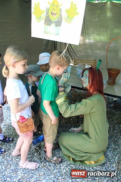 Zdjęcie w galerii na portalu naszraciborz.pl: Bajkowy las - moc rodzinnej zabawy w Oborze wiadomości z regionu