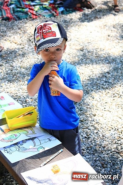 Zdjęcie w galerii na portalu naszraciborz.pl: Bajkowy las - moc rodzinnej zabawy w Oborze wiadomości z regionu