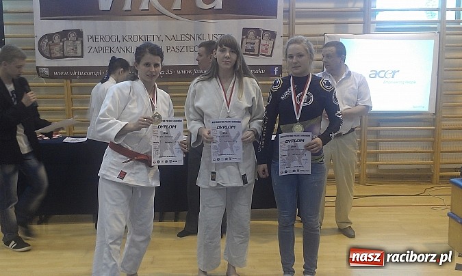 Zdjęcie w galerii na portalu naszraciborz.pl: Srebro Karoliny Wyleżoł na mistrzostwach Polski wiadomości z regionu