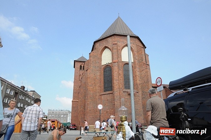 Zdjęcie w galerii na portalu naszraciborz.pl: Starocie wróciły na raciborskie targowisko wiadomości z regionu