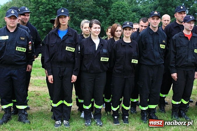 Zdjęcie w galerii na portalu naszraciborz.pl: Gminne zawody sportowo-pożarnicze w Modzurowie z okazji jubileuszu OSP wiadomości z regionu
