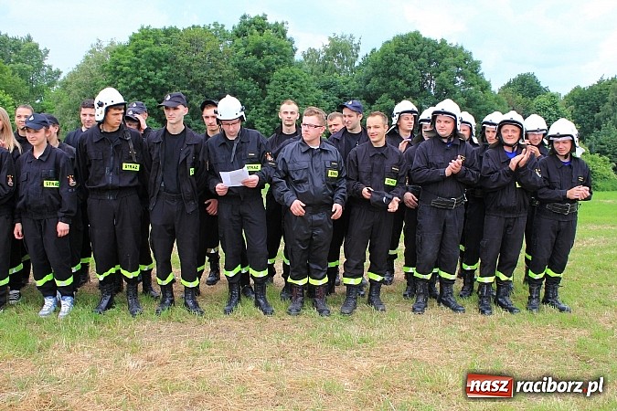 Zdjęcie w galerii na portalu naszraciborz.pl: Gminne zawody sportowo-pożarnicze w Modzurowie z okazji jubileuszu OSP wiadomości z regionu