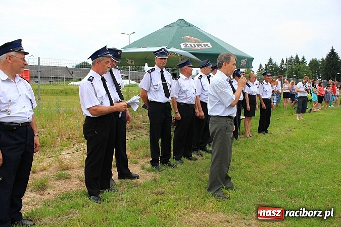Zdjęcie w galerii na portalu naszraciborz.pl: Gminne zawody sportowo-pożarnicze w Modzurowie z okazji jubileuszu OSP wiadomości z regionu