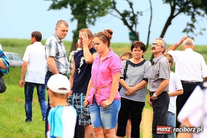 Zdjęcie w galerii na portalu naszraciborz.pl: Gminne zawody sportowo-pożarnicze w Modzurowie z okazji jubileuszu OSP wiadomości z regionu