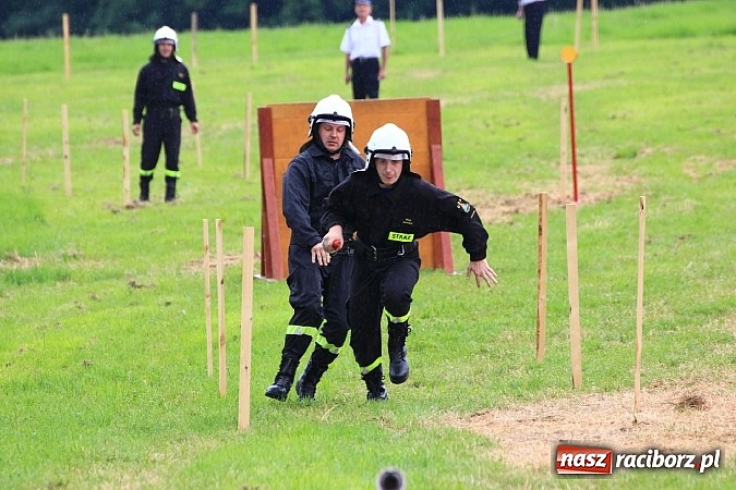Zdjęcie w galerii na portalu naszraciborz.pl: Gminne zawody sportowo-pożarnicze w Modzurowie z okazji jubileuszu OSP wiadomości z regionu