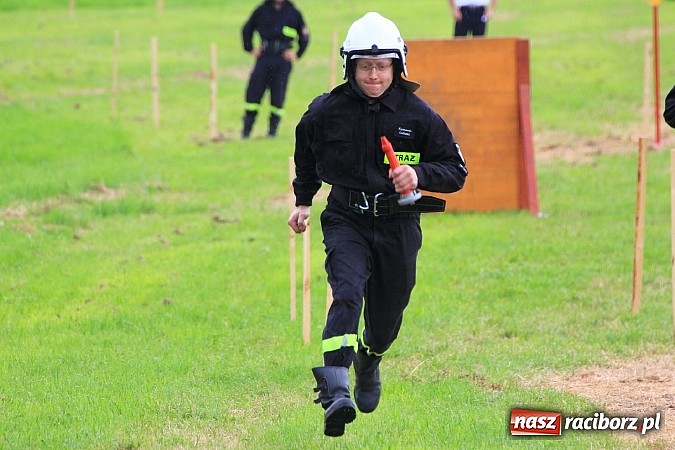 Zdjęcie w galerii na portalu naszraciborz.pl: Gminne zawody sportowo-pożarnicze w Modzurowie z okazji jubileuszu OSP wiadomości z regionu