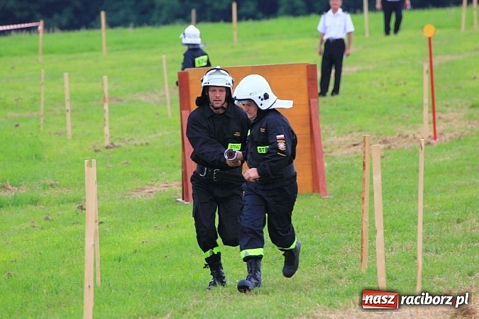 Zdjęcie w galerii na portalu naszraciborz.pl: Gminne zawody sportowo-pożarnicze w Modzurowie z okazji jubileuszu OSP wiadomości z regionu