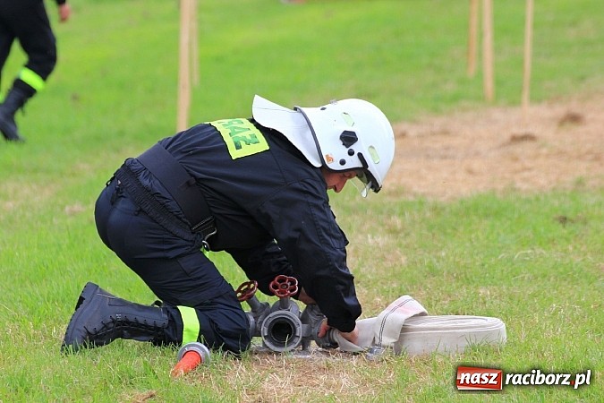 Zdjęcie w galerii na portalu naszraciborz.pl: Gminne zawody sportowo-pożarnicze w Modzurowie z okazji jubileuszu OSP wiadomości z regionu