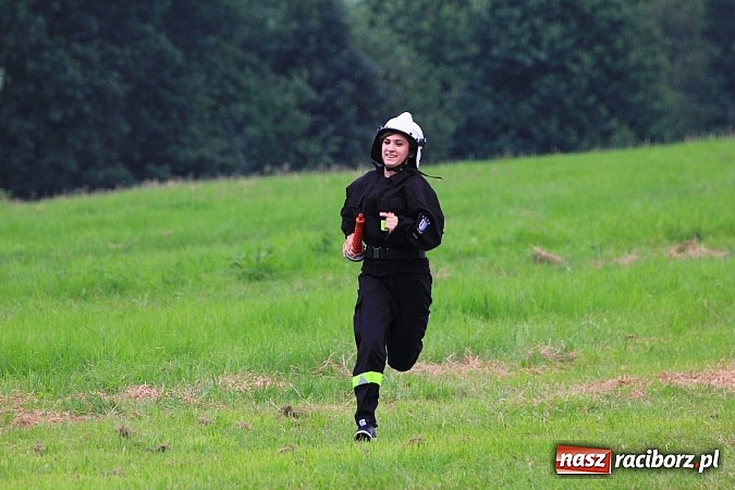 Zdjęcie w galerii na portalu naszraciborz.pl: Gminne zawody sportowo-pożarnicze w Modzurowie z okazji jubileuszu OSP wiadomości z regionu