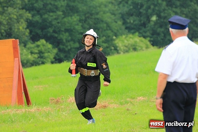 Zdjęcie w galerii na portalu naszraciborz.pl: Gminne zawody sportowo-pożarnicze w Modzurowie z okazji jubileuszu OSP wiadomości z regionu