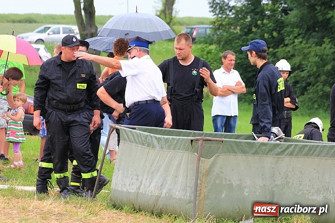 Zdjęcie w galerii na portalu naszraciborz.pl: Gminne zawody sportowo-pożarnicze w Modzurowie z okazji jubileuszu OSP wiadomości z regionu