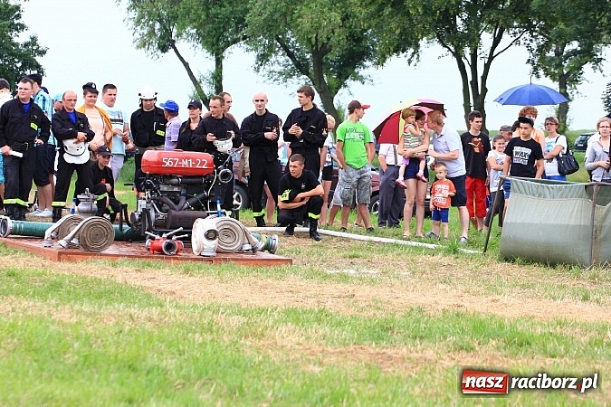 Zdjęcie w galerii na portalu naszraciborz.pl: Gminne zawody sportowo-pożarnicze w Modzurowie z okazji jubileuszu OSP wiadomości z regionu