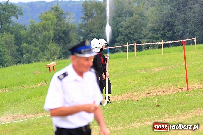 Zdjęcie w galerii na portalu naszraciborz.pl: Gminne zawody sportowo-pożarnicze w Modzurowie z okazji jubileuszu OSP wiadomości z regionu