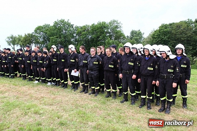 Zdjęcie w galerii na portalu naszraciborz.pl: Gminne zawody sportowo-pożarnicze w Modzurowie z okazji jubileuszu OSP wiadomości z regionu