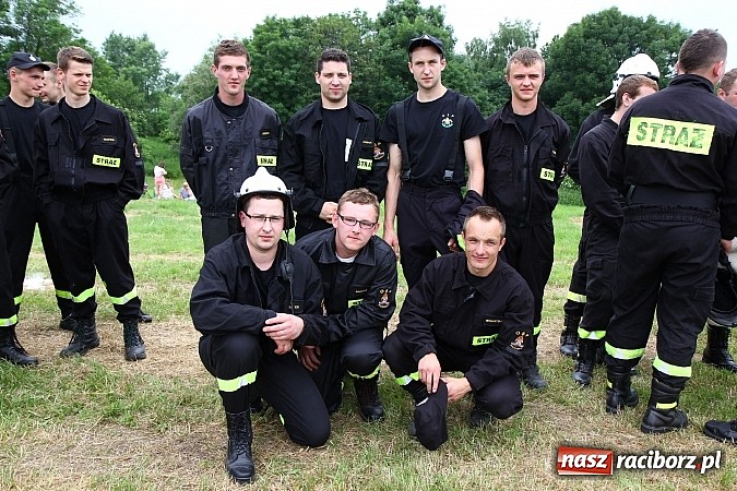 Zdjęcie w galerii na portalu naszraciborz.pl: Gminne zawody sportowo-pożarnicze w Modzurowie z okazji jubileuszu OSP wiadomości z regionu