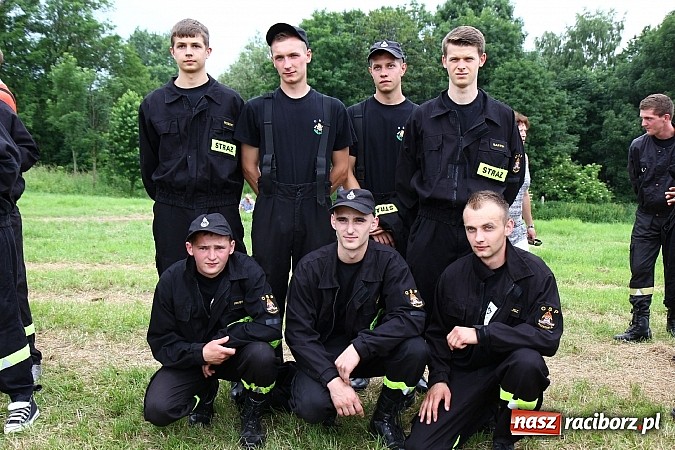 Zdjęcie w galerii na portalu naszraciborz.pl: Gminne zawody sportowo-pożarnicze w Modzurowie z okazji jubileuszu OSP wiadomości z regionu